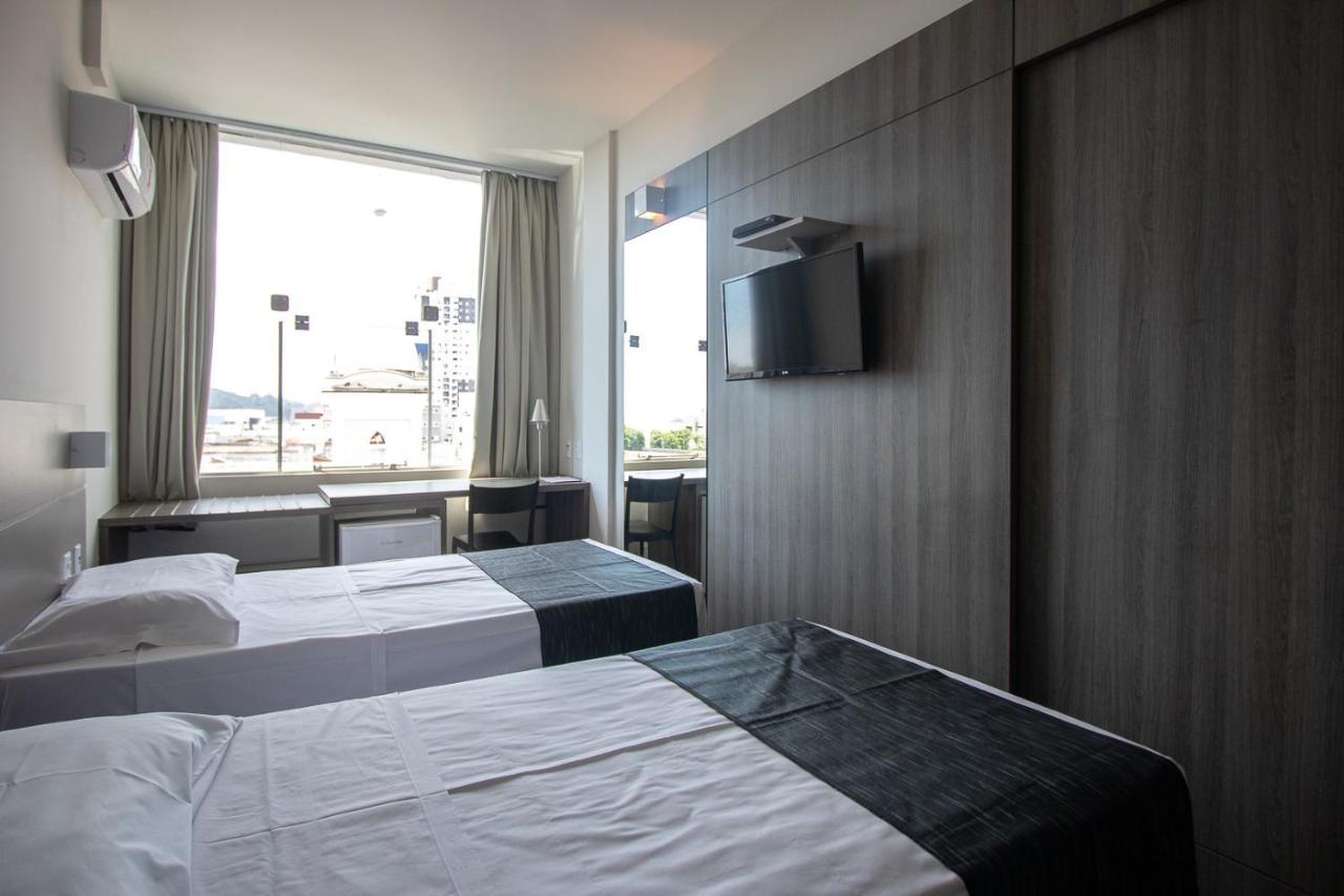 Hotel Valerim Itajai / Navegantes Zewnętrze zdjęcie