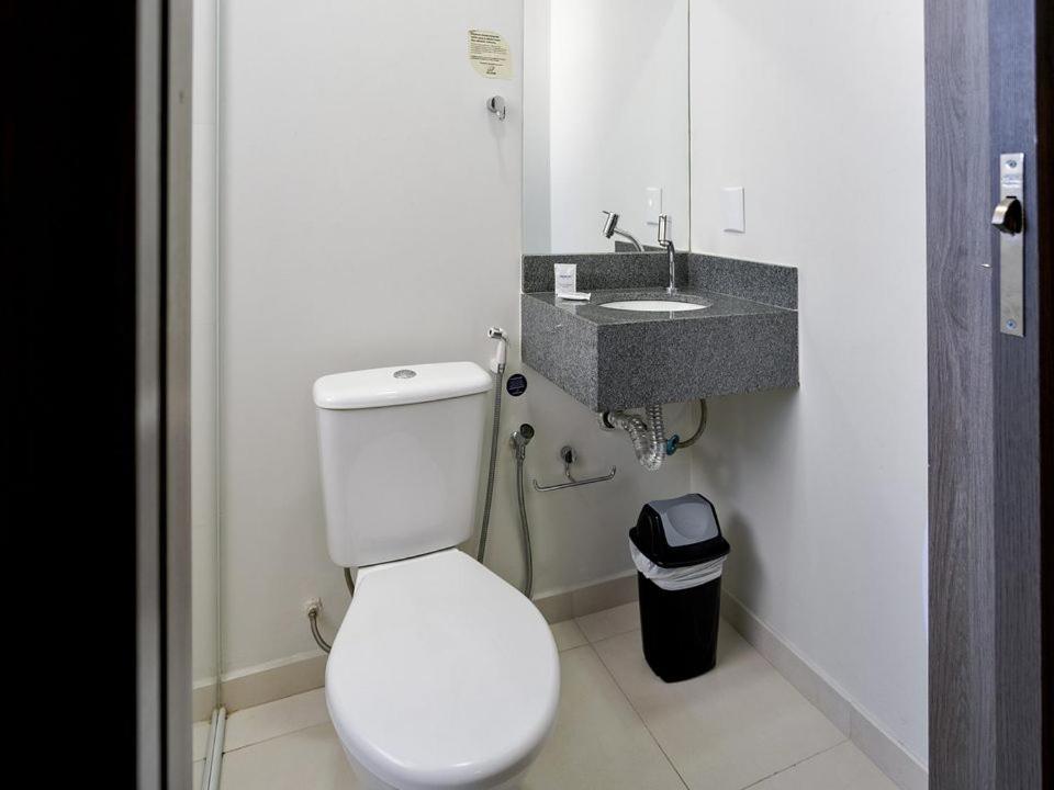 Hotel Valerim Itajai / Navegantes Zewnętrze zdjęcie