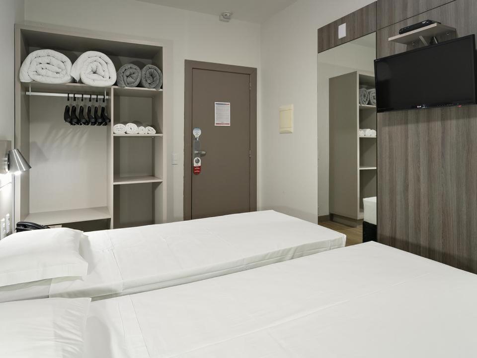 Hotel Valerim Itajai / Navegantes Zewnętrze zdjęcie