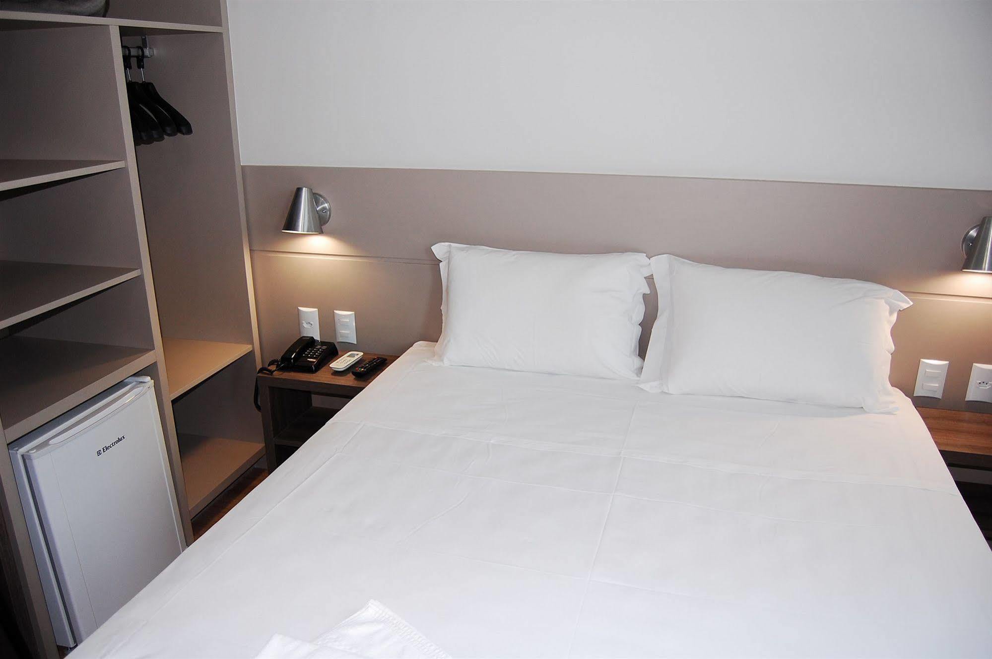 Hotel Valerim Itajai / Navegantes Zewnętrze zdjęcie