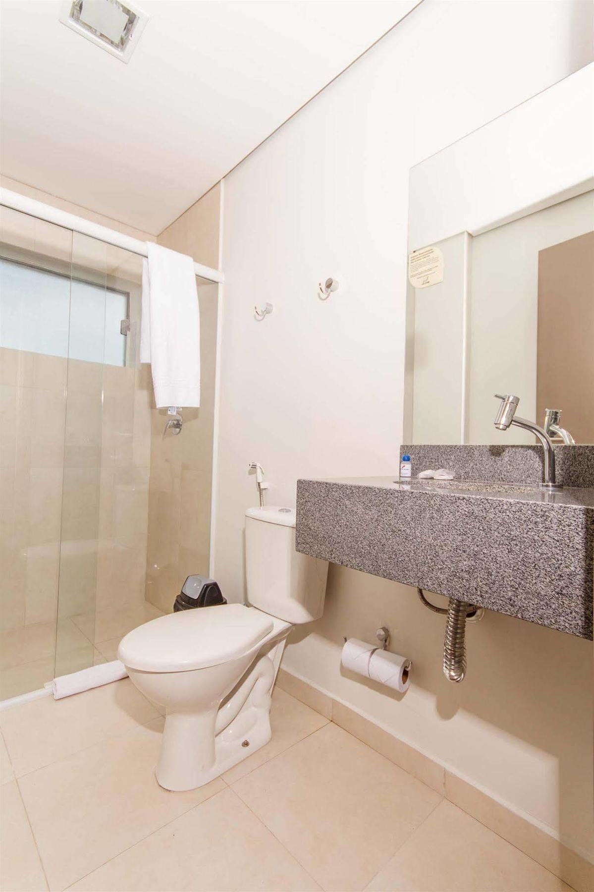 Hotel Valerim Itajai / Navegantes Zewnętrze zdjęcie