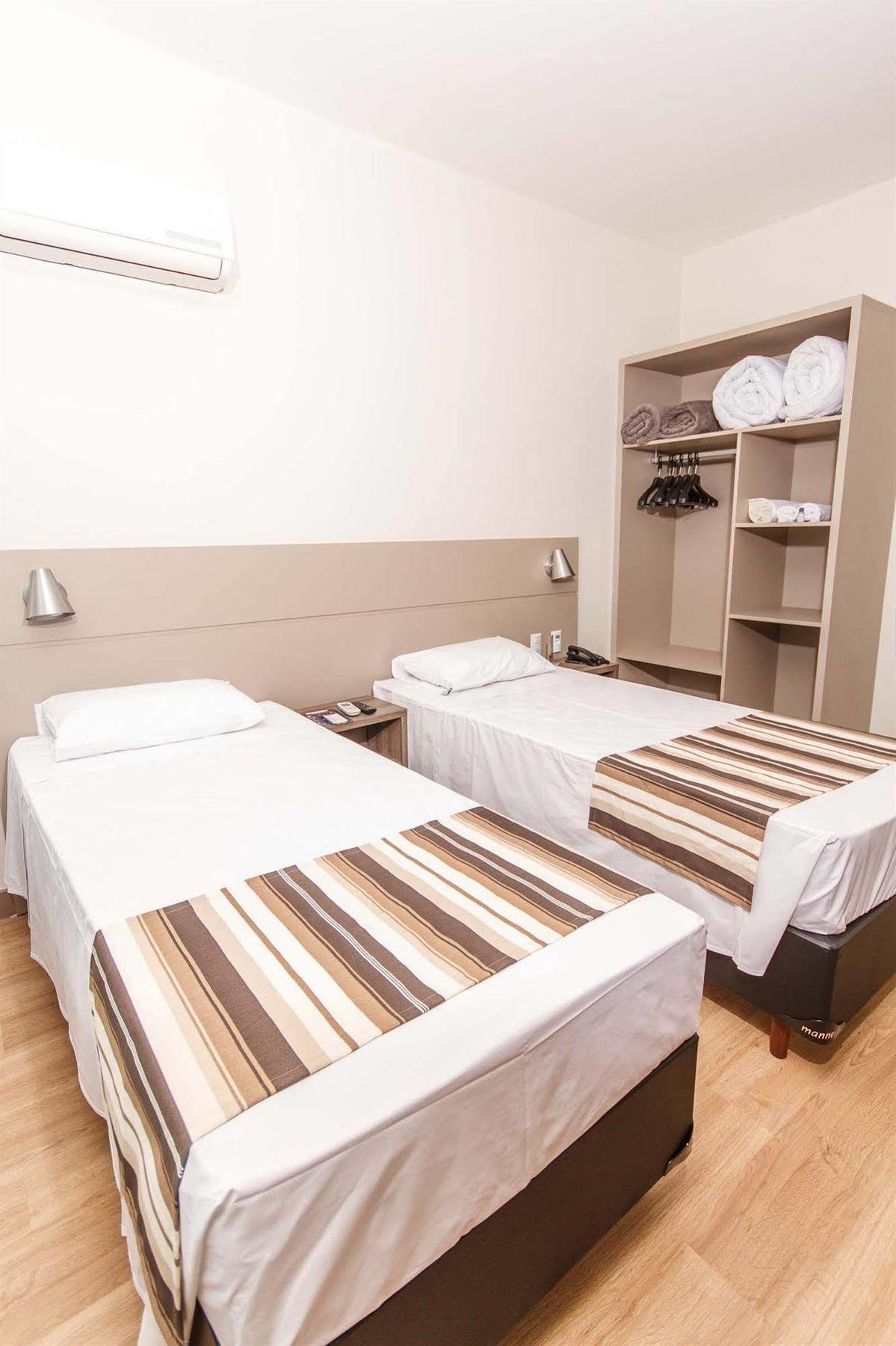 Hotel Valerim Itajai / Navegantes Zewnętrze zdjęcie