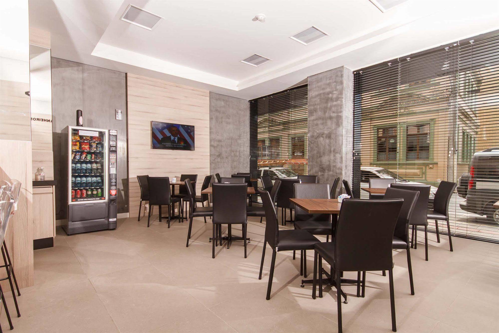 Hotel Valerim Itajai / Navegantes Zewnętrze zdjęcie
