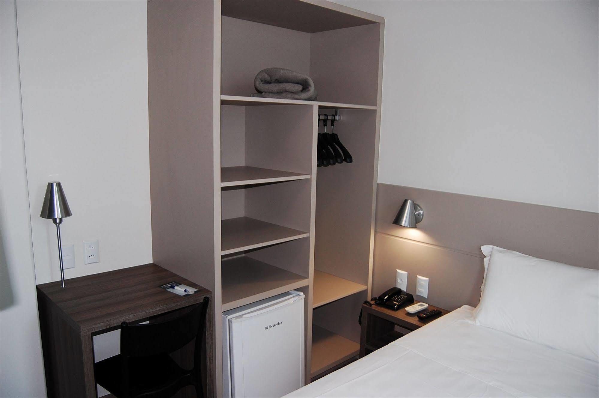 Hotel Valerim Itajai / Navegantes Zewnętrze zdjęcie