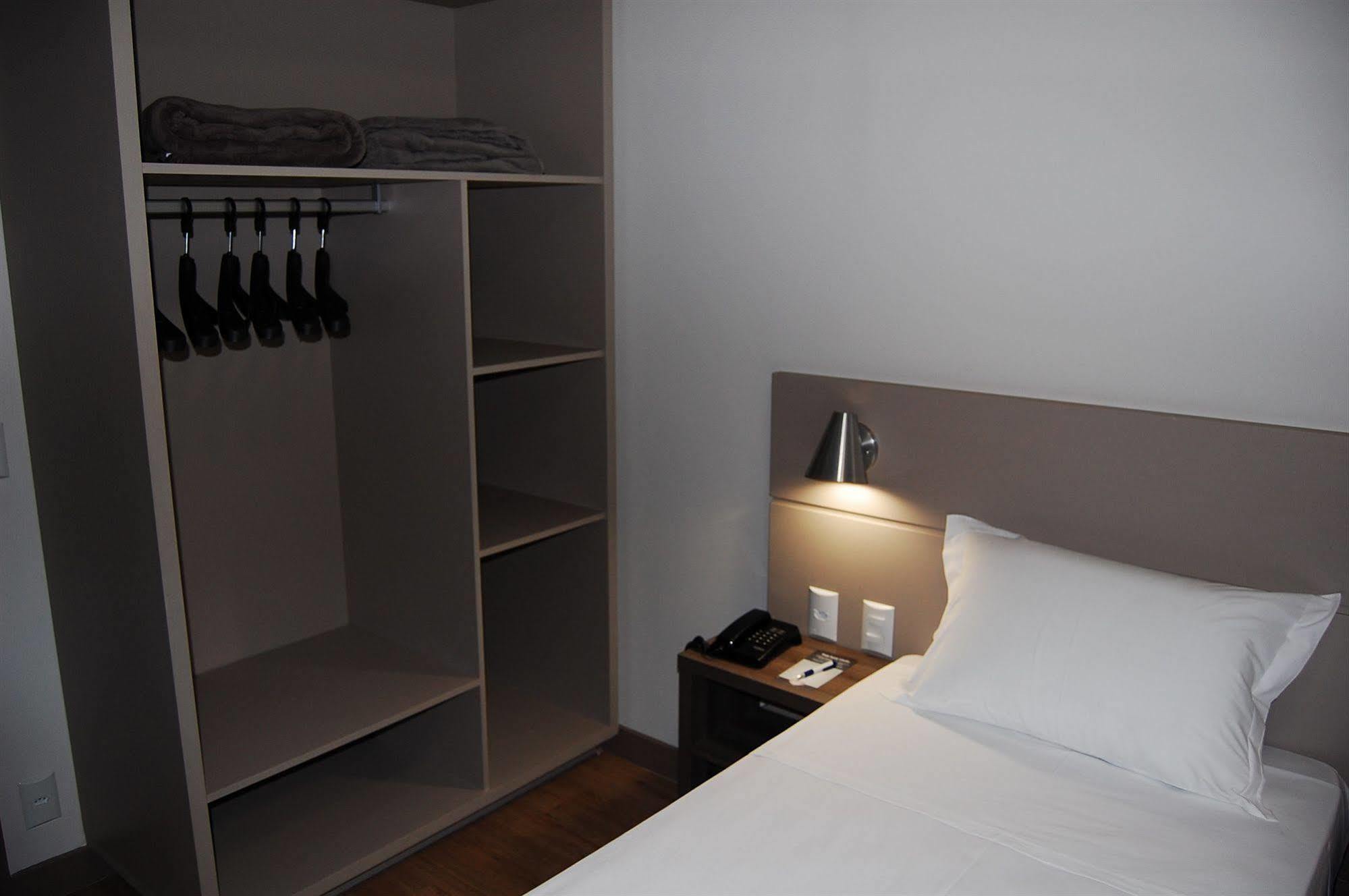 Hotel Valerim Itajai / Navegantes Zewnętrze zdjęcie