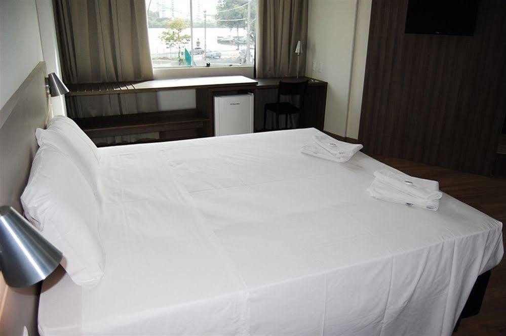 Hotel Valerim Itajai / Navegantes Zewnętrze zdjęcie